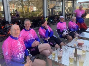 Image Sous le soleil pour un super parcours avec un nouveau maillot printanier
